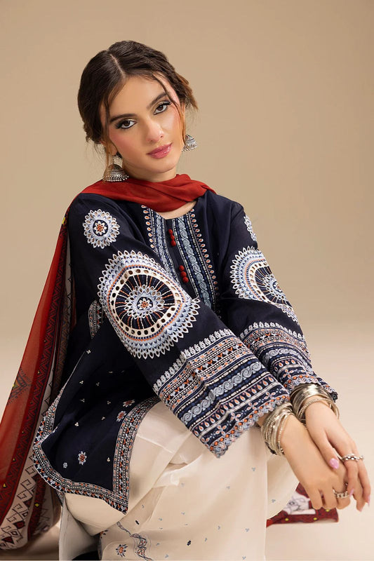 3 Piece Lawn Embroidery Dress