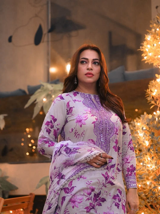 3 Piece - Embroidered Lawn Suit